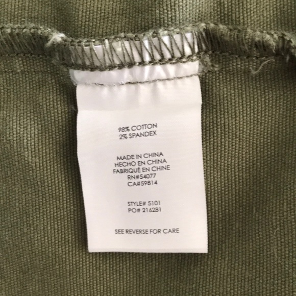 Cabi - Picture 4 of 4